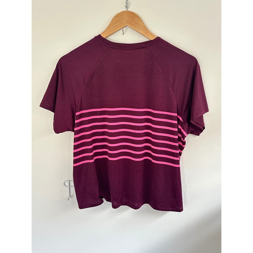 Carve Designs Banzai Top Large Burgundy Pink Striped Boxy Crop Tee Size L - Picture 3 of 9